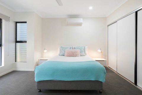 WHITSUNDAY Brand New Townhouse Close To Boardwalk - Flights 2