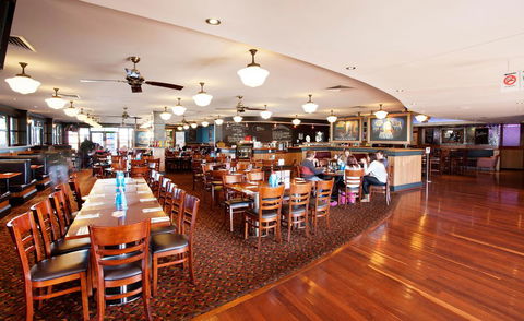 Wilsonton Hotel Toowoomba - Flights 2