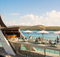 Yacht Club Villa - Flights