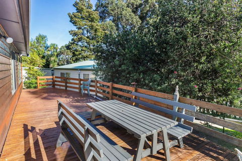 YARRABEE - The Perfect Getaway! - Flights 3