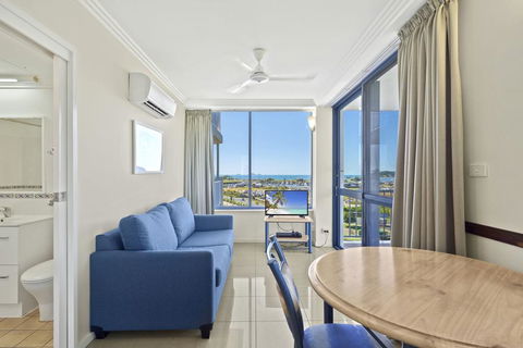 AirliediseNO Hills5min Walk 2 Port Of Airlie/Ferry TerminalWiFiNetflix - Flights 3