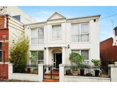 Abbotsford Private Rooms & Pods - 15 Charles Homestay - Flights 0