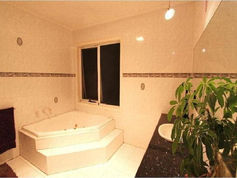 Abbotsford Private Rooms & Pods - 15 Charles Homestay - Flights 4