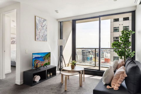 A 2BR Apt Near Melbourne Central Amazing Views - Flights 1