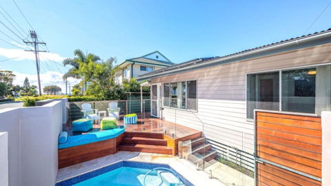 A Beachside Beauty With Pool - Flights 1