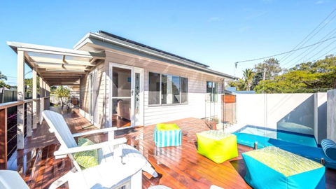 A Beachside Beauty With Pool - Flights 2