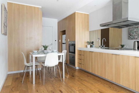 A Cozy 2BR Apt Near Southern Cross FREE Parking - Flights 0