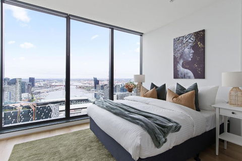 A Cozy 2BR Apt With Harbour Views FREE Parking - Flights 0