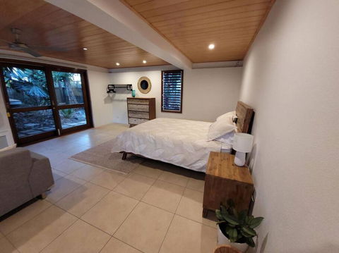 A Place To Relax - Flights 4