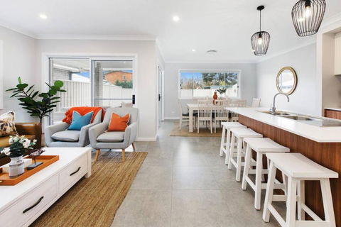 A Refreshing Mudgee Getaway At Felicitys On Court - Flights 0