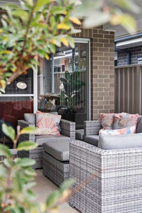 A Refreshing Mudgee Getaway At Felicitys On Court - Flights 2