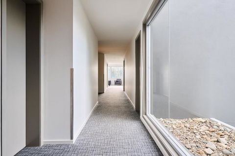 Abode Gungahlin - Flights 2