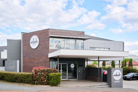 Abode Gungahlin - Flights 0