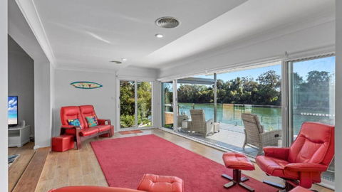 Absolute River Front House - Flights 4
