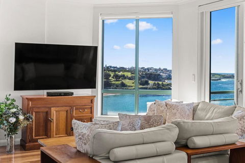 AeA The Coogee View - Flights 2