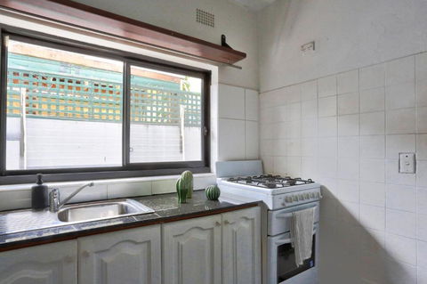 Affordable 2 Bedroom House Surry Hills 2 E-Bikes Included - Flights 4