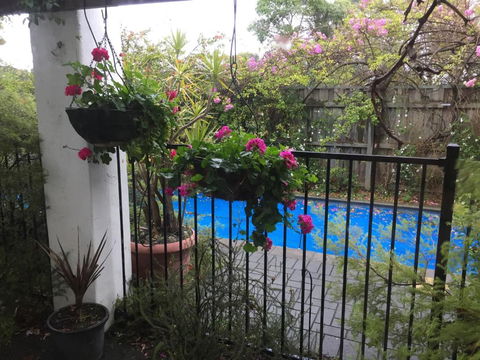 Aarn House B&B Airport Accommodation - Flights 4