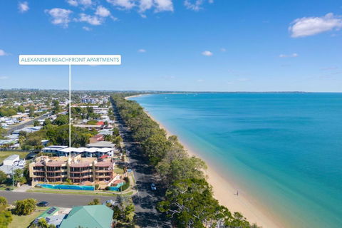 Alexander Beachfront Apartments - Flights 1