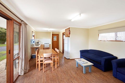 Allestree Holiday Units - Flights 3