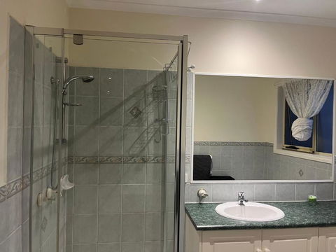 Amazing Private Bedrooms In Doncaster East Near School - Flights 2