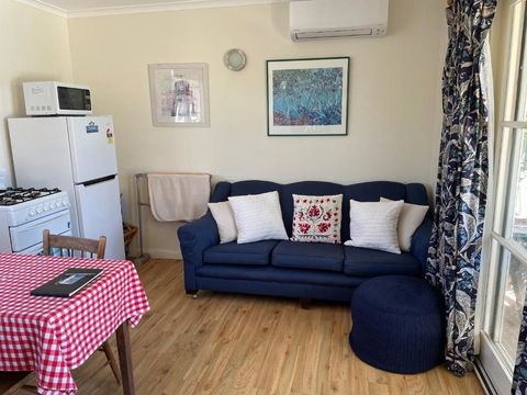 Amazing Views Pet Friendly Bed And Breakfast - Flights 4
