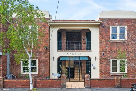 Awesome Albert Park Art Deco Gem 2 Bedroom Bevan 2 - Flights 0