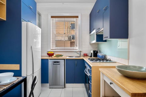 Awesome Albert Park Art Deco Gem 2 Bedroom Bevan 2 - Flights 4