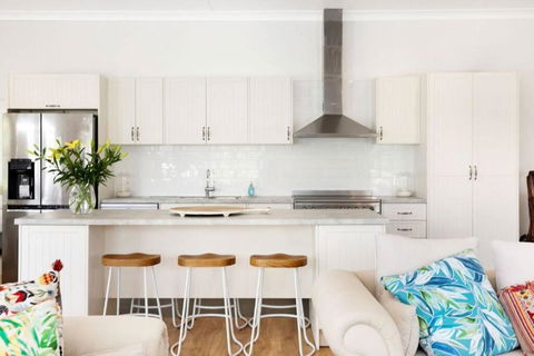 Arborea Country Holiday House Catering For 14 To 16 Guests In The Heart Of Bowral - Flights 0