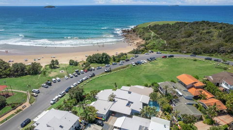 ArtHOUSE Beachfront Accommodation - Flights 0