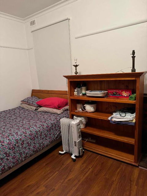 Ashburton Big Room With Shared Bathroom 1 - Flights 2