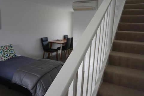 Ashmont Motel And Apartments - Flights 1