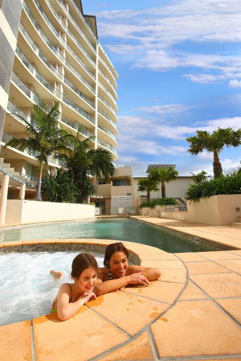 Aspect Caloundra - Flights 3