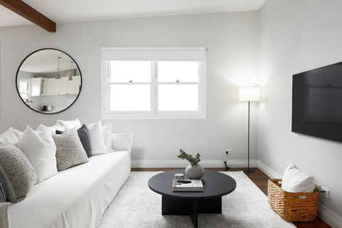 Austin Cottage - 1 Bed Option - Flights 3