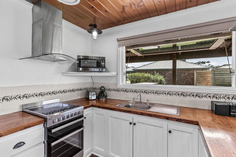 Apollo Bay Cottages- Marriners - Flights 2
