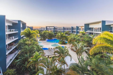 Azzura Greens Resort - Flights 0