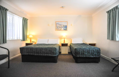 Southport Motel & Apartments - Flights 18