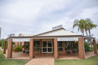 Book Charleville Accommodation Vacations Flights Flights