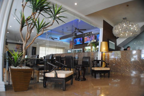 Astor Metropole Hotel - Flights 7