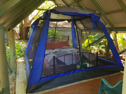 Arcadia Beach Guest House And Car Hire - Flights 11