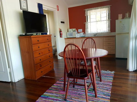Arcadia Beach Guest House And Car Hire - Flights 37