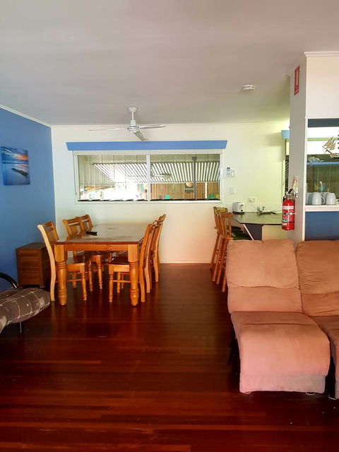 Arcadia Beach Guest House And Car Hire - Flights 24