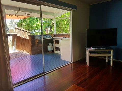 Arcadia Beach Guest House And Car Hire - Flights 19