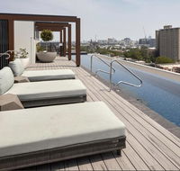 1 Bdrm Apt With Balcony Pool Parking  Gym - Flights