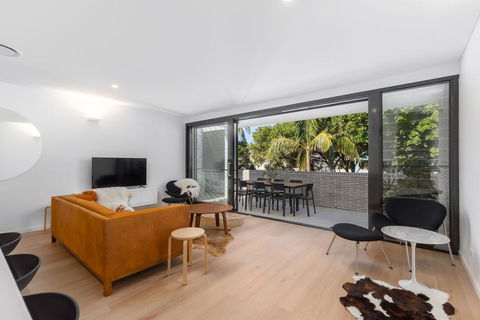 13 First Avenue Sawtell - Flights 1