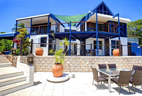 1770 Sovereign Lodge Retreat - Flights 1