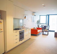 2Bed 1Bath Cozy Apartment in CBD - Flights