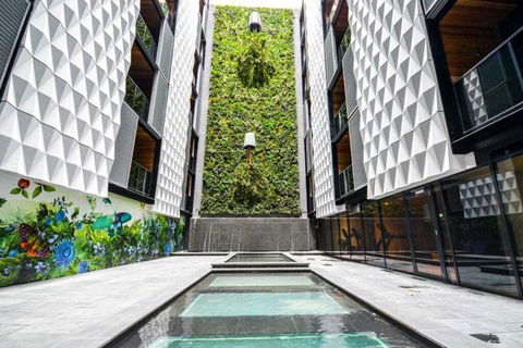 A Central & Cozy 2BR Apt Near Federation Square - Flights 3