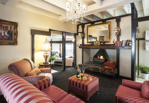 A Loft In The Mill Boutique Accommodation - Flights 2