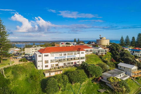 A PERFECT STAY - Bella Bay - Flights 2