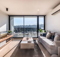 Abbortsford 2 Bed 2 Bath Mountain View Apartment - Flights